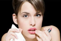 Mẹo trang điểm thông minh ít người biết