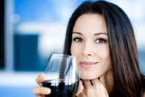 Mẹo trị tóc bết dầu những ngày đầu đông ẩm ướt