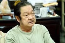 Nghệ sĩ Chánh Tín nhập viện vì cú sốc mất nhà?