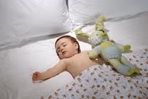 7 nguyên nhân khiến trẻ hay giật mình khi ngủ