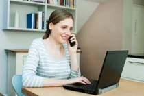 8 bí quyết chăm sóc da mặt cho người ngồi máy tính nhiều