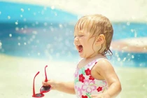 Lưu ý sống còn khi cho trẻ đi du lịch biển