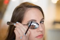 12 mẹo làm đẹp khó tin từ chiếc thìa