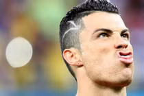 Những hình ảnh không thể nhịn cười của Ronaldo năm 2014