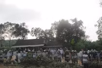 Vụ dân phá nhà cán bộ xã ở Hà Tĩnh: xung đột được báo trước