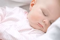 9 mẹo chống muỗi cho bé