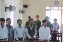 Nguyên trưởng công an xã đi tù vì nhập hộ khẩu khống