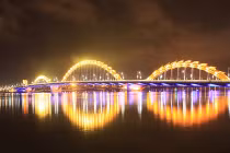 Chiêm ngưỡng vẻ đẹp về đêm của Cầu Rồng Đà Nẵng