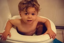 Ảnh: Chết cười những em bé siêu quậy