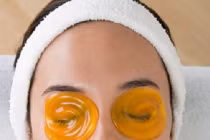 Tự chế mặt nạ xóa nhăn vùng mắt