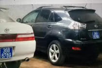  Zoom xe công, xe tư đeo biển giống nhau thấy lạ