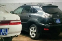  Zoom xe công, xe tư đeo biển giống nhau thấy lạ