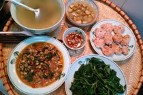 Gợi ý mâm cơm ngày nắng gắt cho cả tuần