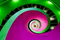 Những mẫu cầu thang xoắn ốc độc lạ không thể tin nổi