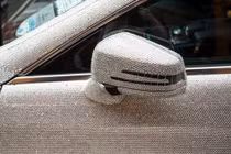 Choáng ngợp cách tiêu tiền xa hoa nhất của các tỷ phú 