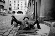 Những công việc khủng khiếp nhất lịch sử vẫn “hút” người làm 