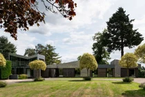 Ngắm nhà “bọc thép” có nội thất cực đẹp