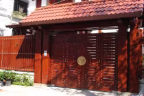 Ngắm những mẫu cổng nhà bằng gỗ tự nhiên siêu đẹp