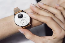 Bất ngờ Nokia trình làng smartwatch sang trọng, giá rẻ