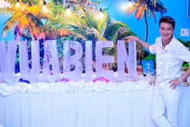 Hệ thống cửa hàng kinh doanh siêu khủng của Đàm Vĩnh Hưng