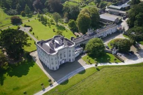 Ngắm lâu đài quyến rũ 700 năm tuổi tại Ireland