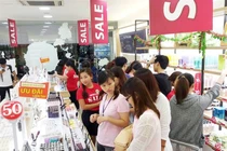 Khuyến mãi “khủng” tới tấp bung hàng cận ngày 8/3