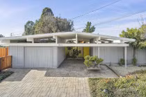 Ngắm nhà 1 tầng 50 tuổi vẫn "đẹp quên lối về"