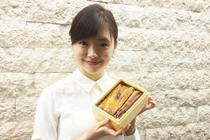 Những chiêu trò câu khách dị nhất năm 2014