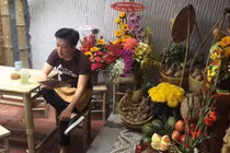 Ngỡ ngàng lương bèo khó tin của nhân viên quán cơm Trường Giang