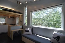 Nhà 18m2 chứa "cả thế giới" của vợ chồng trẻ khiến bao người yêu đến liêu xiêu