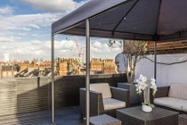 Căn Penthouse lộng lẫy của huyền thoại thiết kế Alexander McQueen