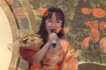 Ngỡ ngàng bà chủ Vietjet Air hóa công chúa, hát tuyệt hay