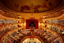 Khám phá nhà sách đẹp lung linh như một cung điện