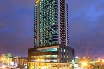 “Vỡ trận” khách sạn Đà Nẵng: Nhìn nhau bán tháo, thoát lỗ