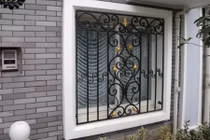 Nhà đẹp phá cách với những mẫu song cửa sổ lạ mắt