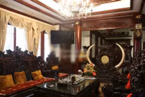 Nội thất bạc tỷ trong nhà đại gia Việt kiều