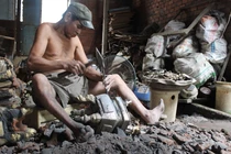 Làng nghề truyền thống 200 năm trước nguy cơ biến mất