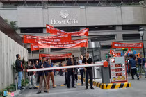Cư dân Home City lại tuần hành phản đối chủ đầu tư