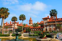 Hình ảnh như tranh vẽ của 15 trường đại học đẹp nhất thế giới