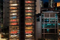 Đột nhập toà nhà đỗ siêu xe lớn nhất trên Thế giới