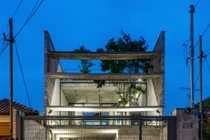 Nhà xây bằng gạch thô, chẳng cần trát tường vẫn đẹp như mơ