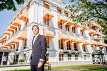 Khách sạn ly hôn - nơi xoa dịu nỗi đau cho các cặp đôi