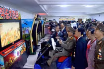 Thăm hội chợ thương mại ở đất nước bí mật nhất thế giới