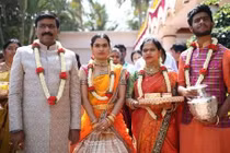 Sửng sốt đám cưới triệu đô của con gái chính trị gia Ấn Độ