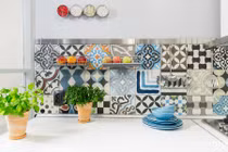 Phát sốt những mẫu giấy dán tường họa tiết gạch bông đẹp hút mắt 