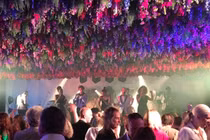 Đám cưới xa hoa gây choáng của con gái ông trùm truyền thông