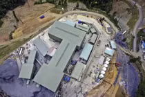 Số phận chung của hai mỏ vàng khủng Việt Nam