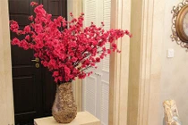 Muôn kiểu trang trí nhà đẹp với hoa đào đón Tết 