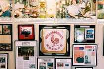 Thăm dây chuyền sản xuất tương ớt nổi tiếng của người Mỹ gốc Việt