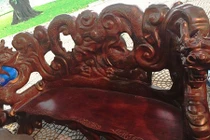 Ngắm bộ bàn ghế trăm triệu phục vụ nhà đại gia Việt